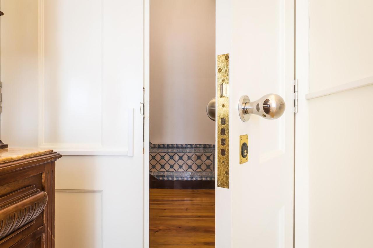 Santa Justa Prime Guesthouse リスボン エクステリア 写真